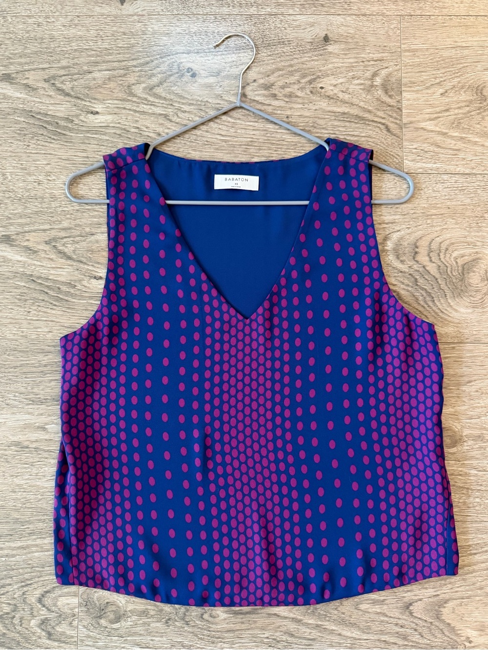 Babaton Navy V-Neck Polka Dot Top with Magenta Dots